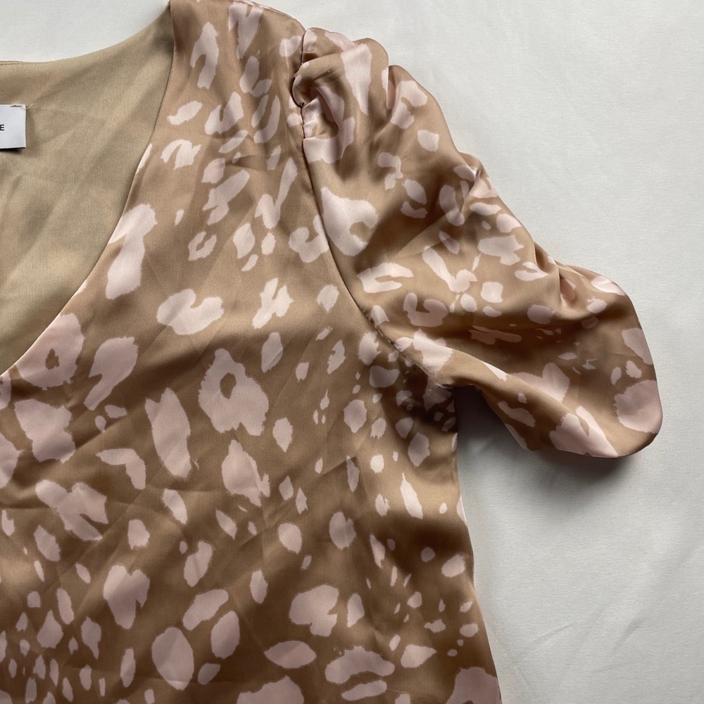 Adrienne Leopard Print V-Neck Satin Blouse Tan Ruched Puff Sleeve Top M 2489SAM - Picture 9 of 16